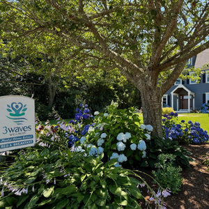 3 Waves Bed & Breakfast